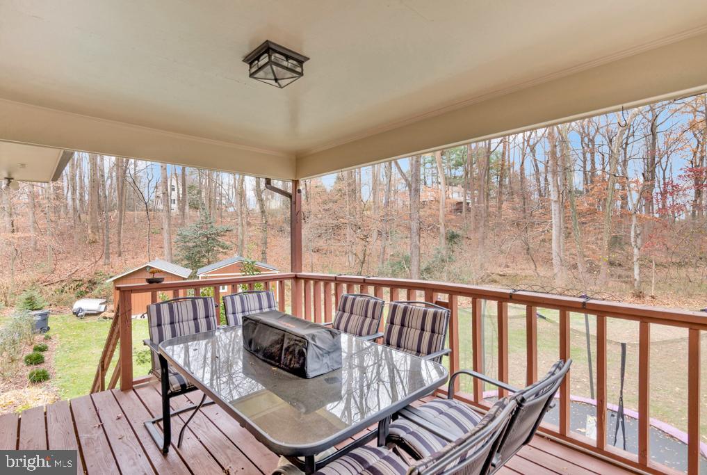 2971 Cedarwood Ln