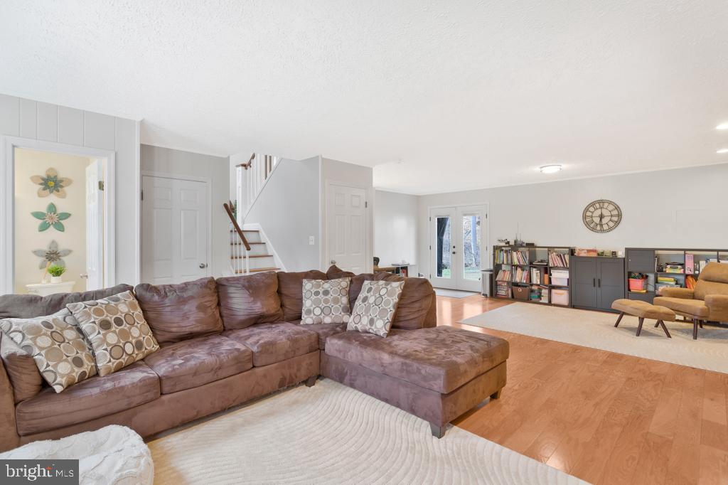 2971 Cedarwood Ln