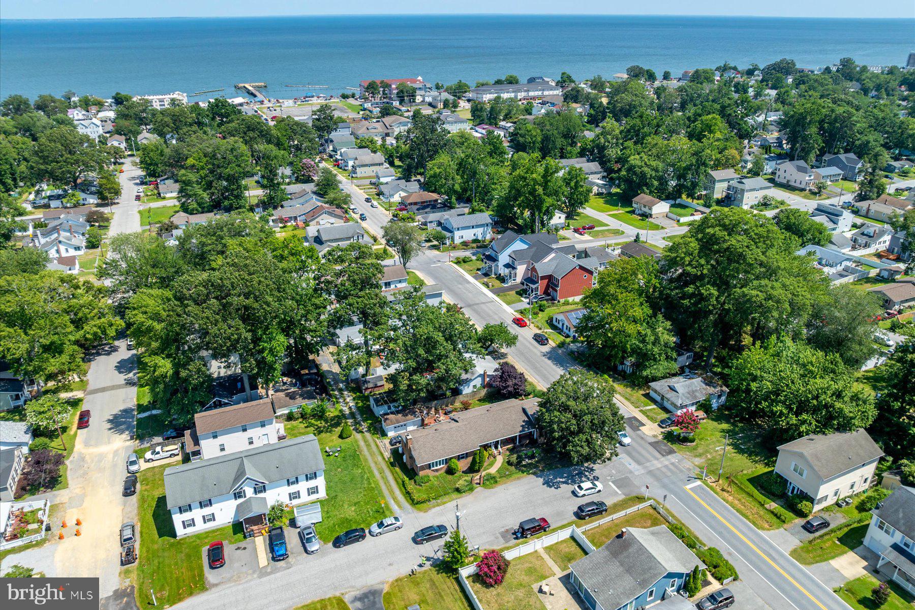 9101 Greenwood Ave