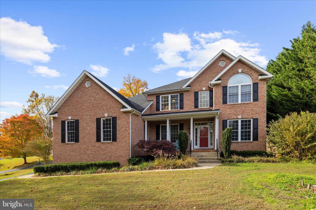 211 STILL WATER LANE