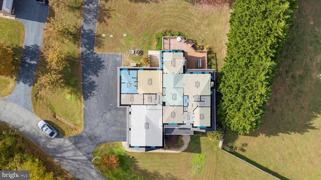 211 STILL WATER LANE