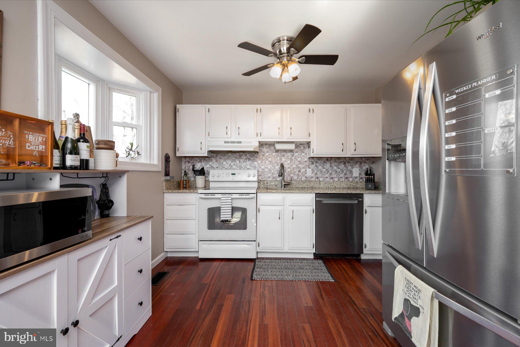 7694 OLD BAYSIDE ROAD