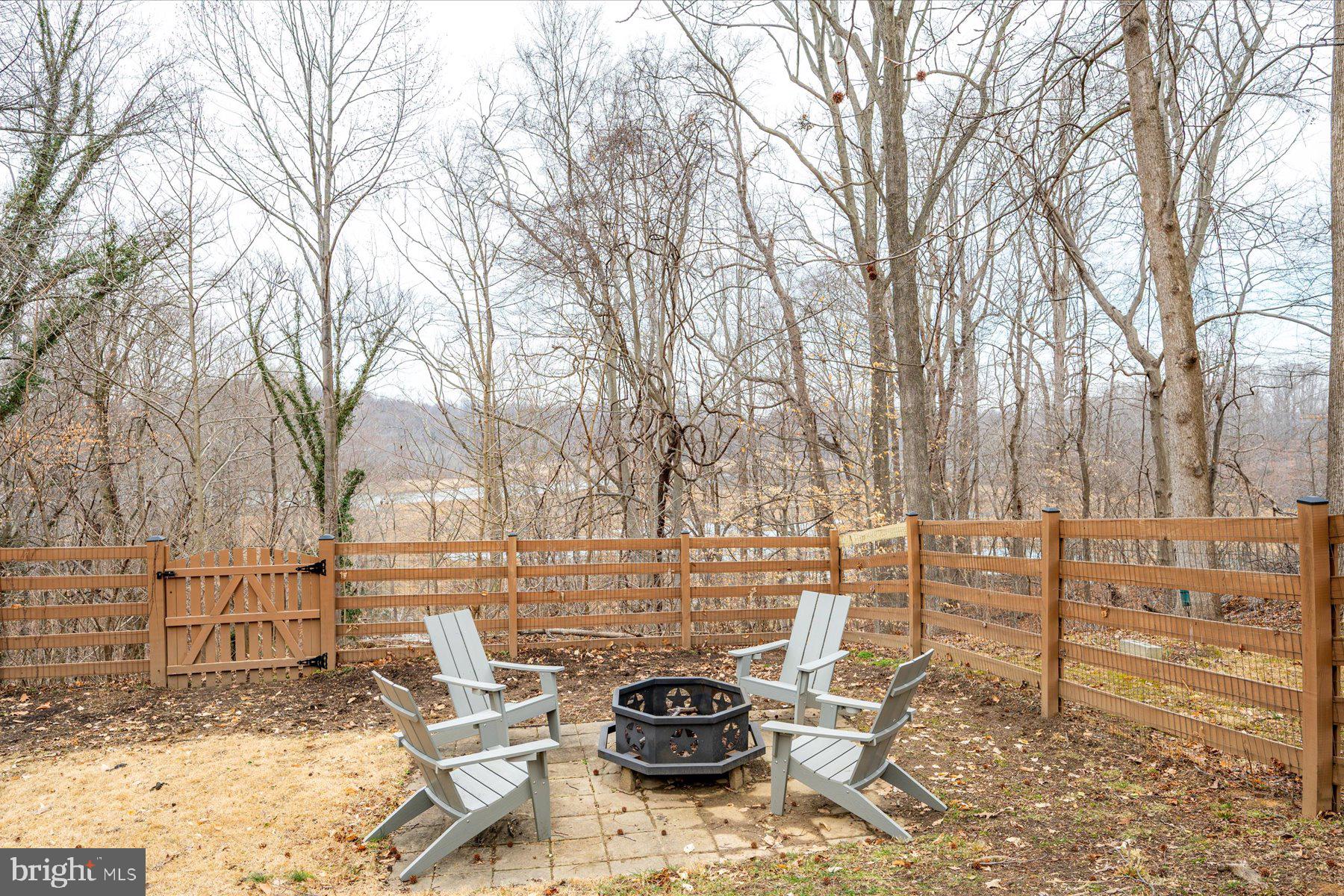 7694 OLD BAYSIDE ROAD