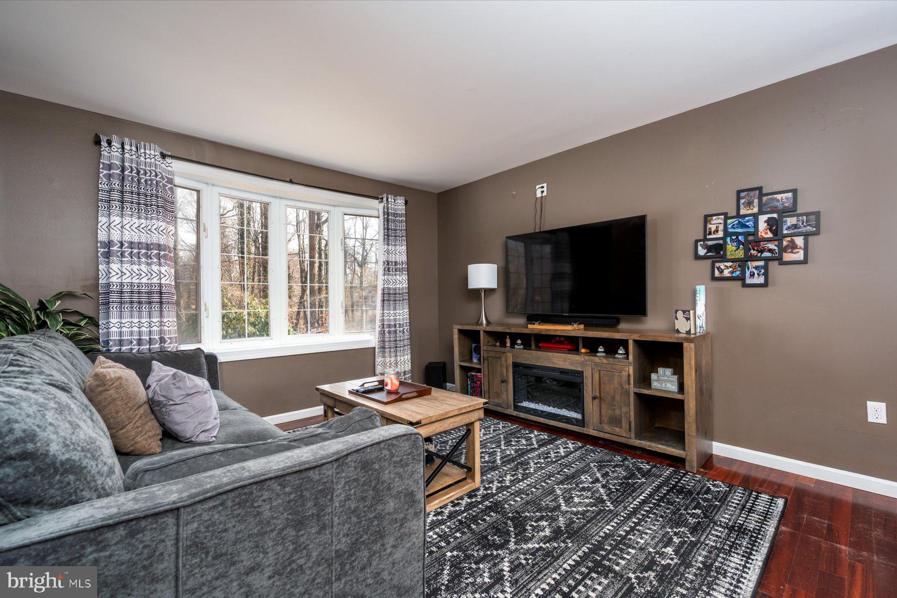 7694 OLD BAYSIDE ROAD