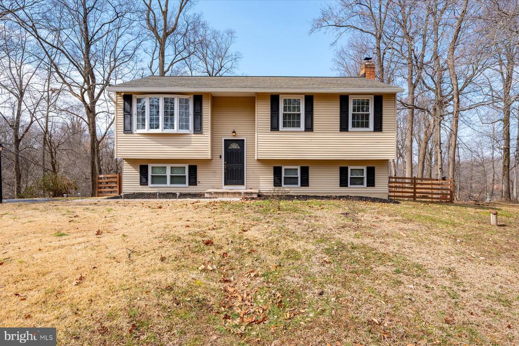 7694 OLD BAYSIDE ROAD