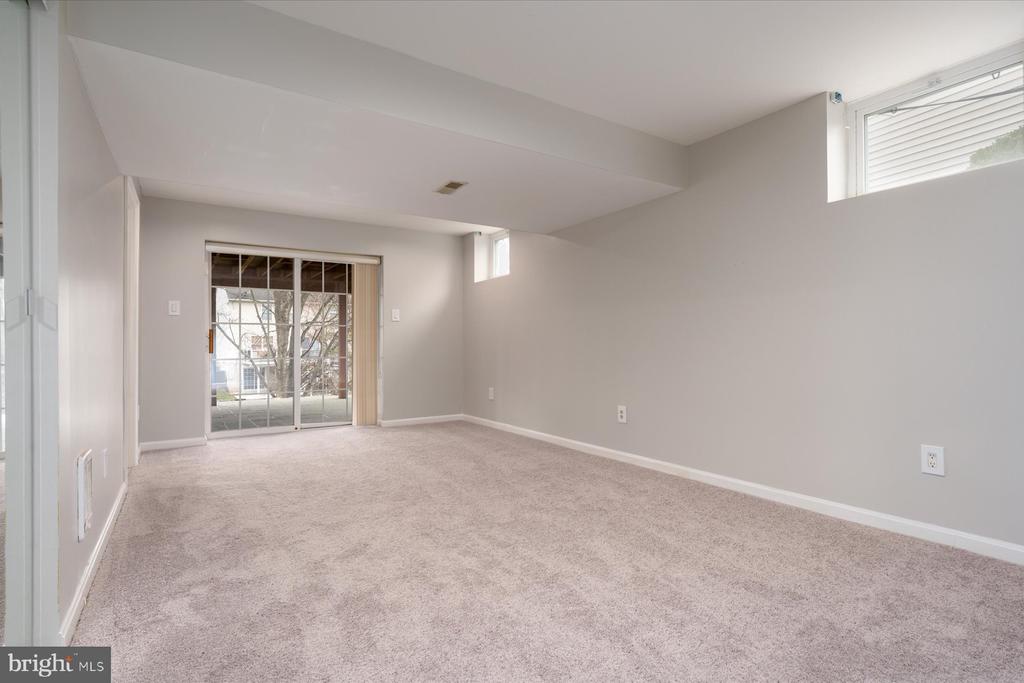 6459 DANIEL COURT