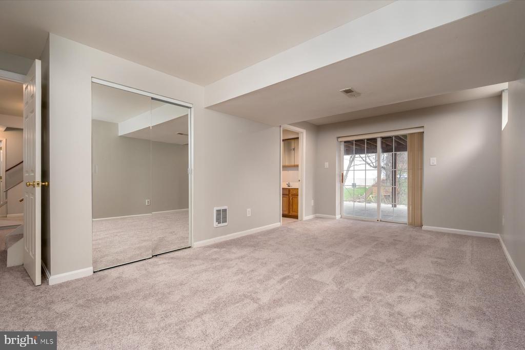 6459 DANIEL COURT