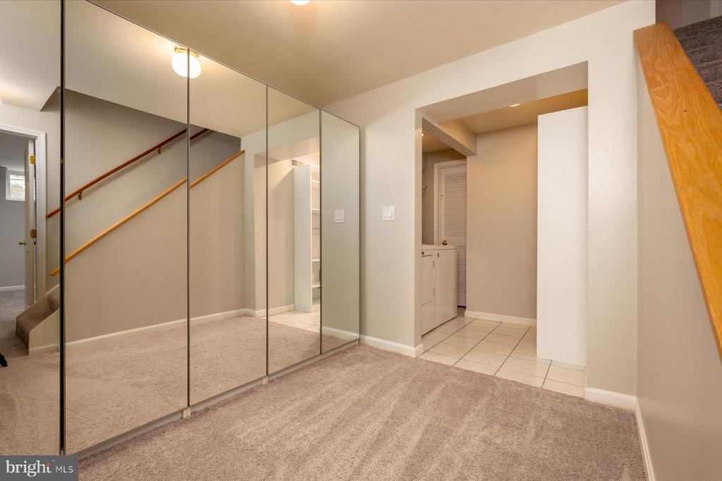 6459 DANIEL COURT