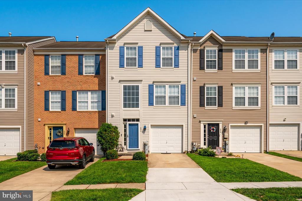 604 Possum Trot Way