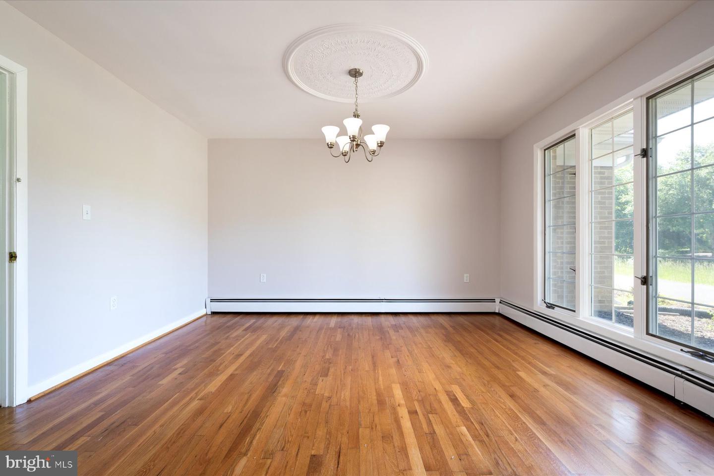 3990 View Top Rd