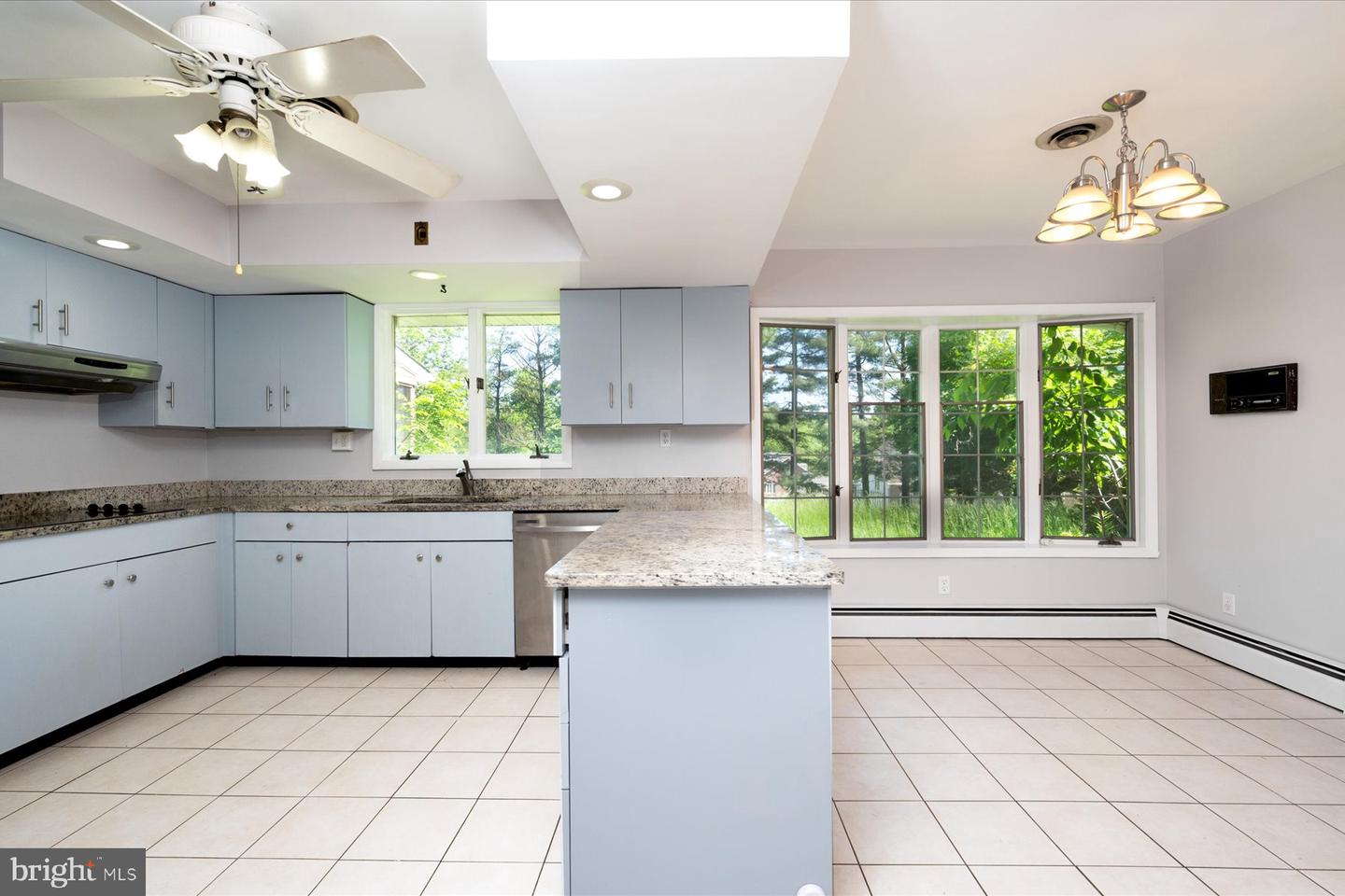 3990 View Top Rd