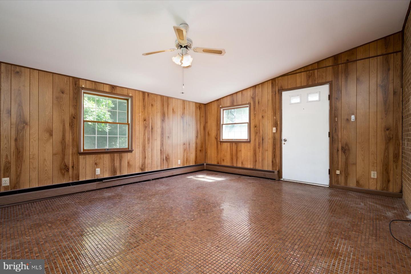3990 View Top Rd