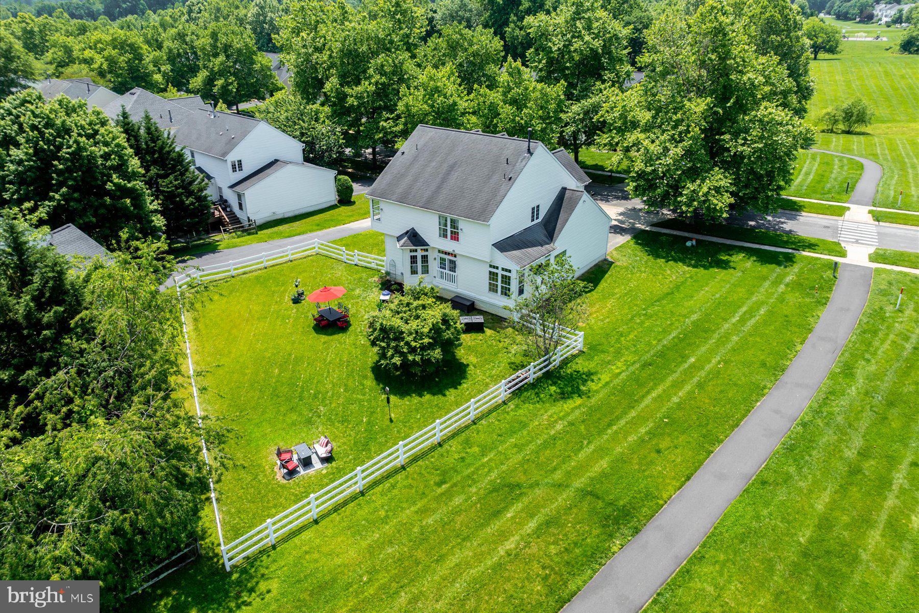 18927 Saint Albert Dr