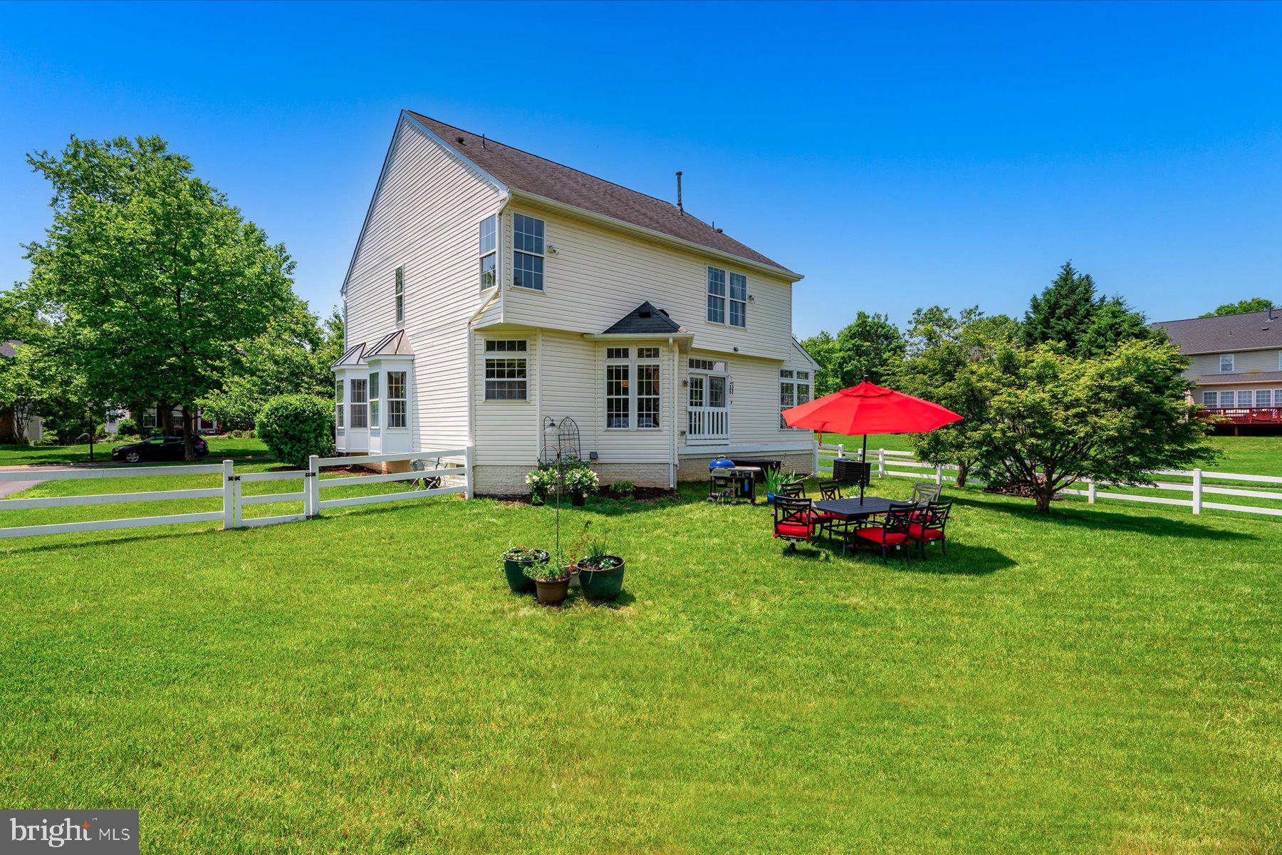 18927 Saint Albert Dr