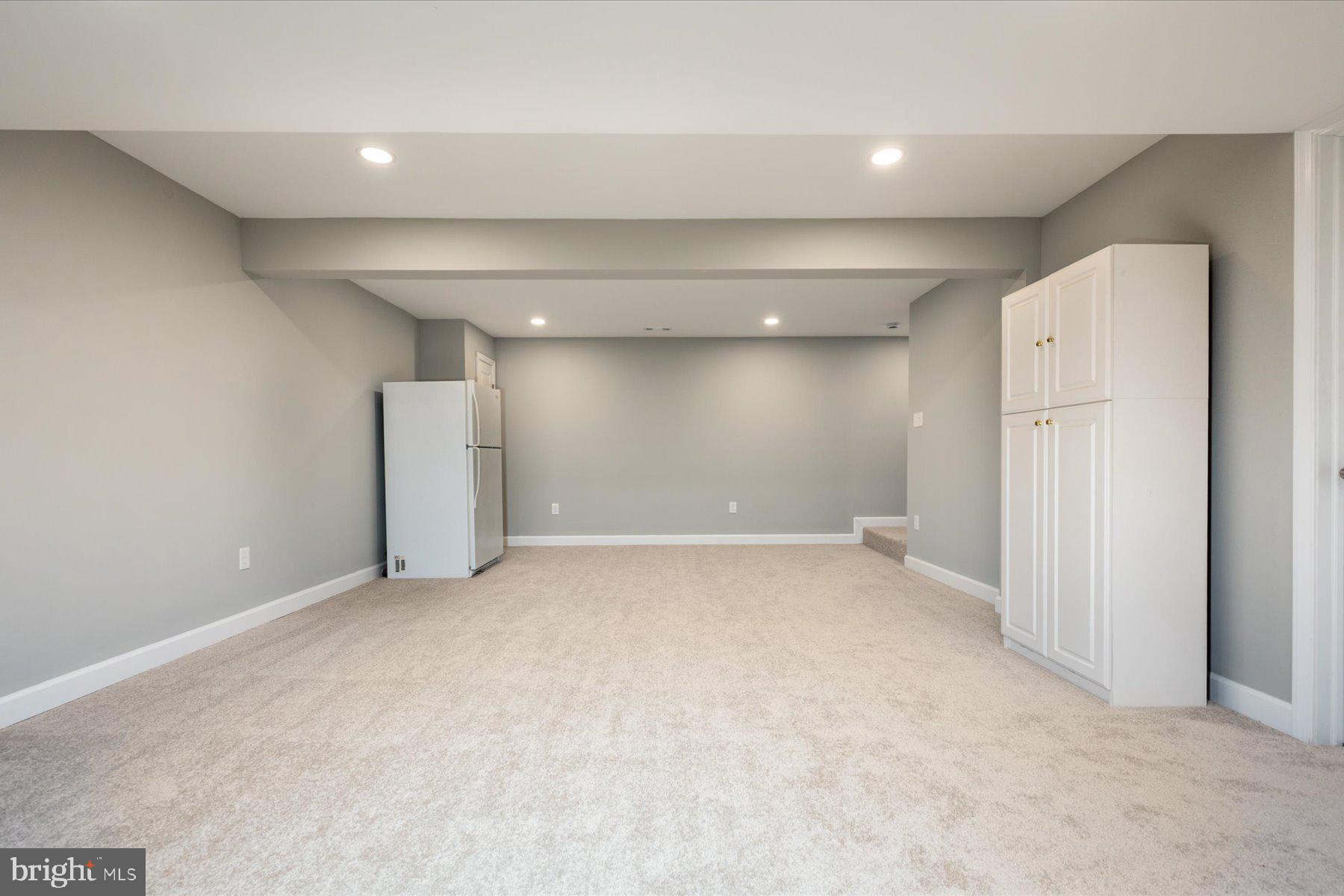 18927 Saint Albert Dr