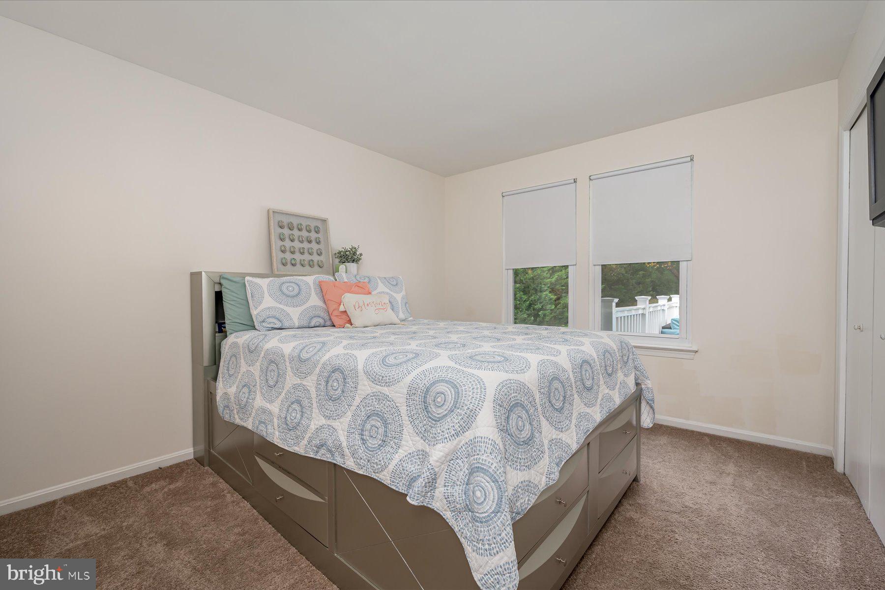 12204 SIR LANCELOT DR