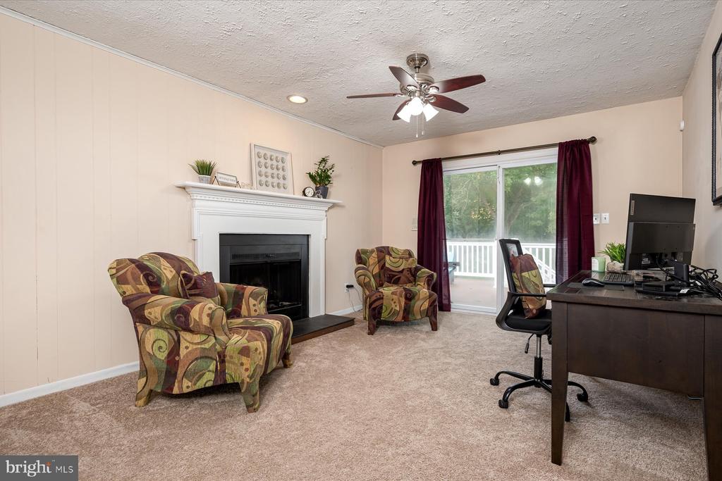 12204 SIR LANCELOT DR