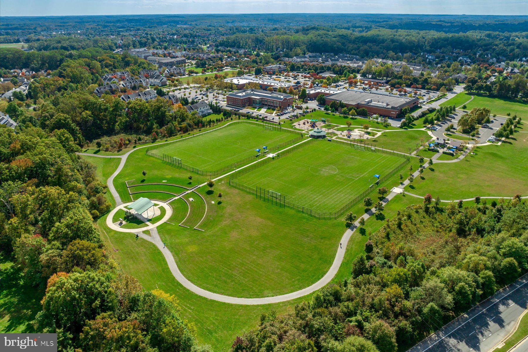 12204 SIR LANCELOT DR