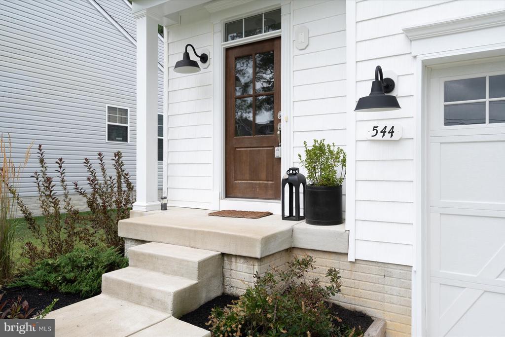 544 Talbot Rd