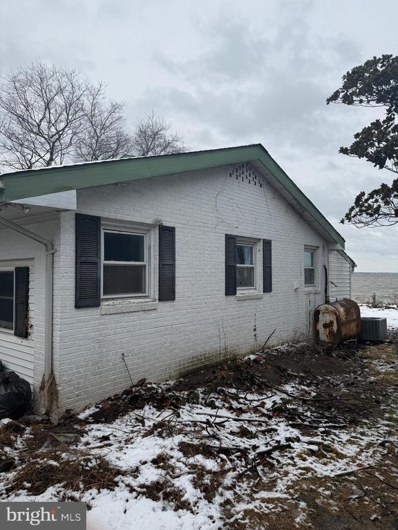 136 BAY DRIVE