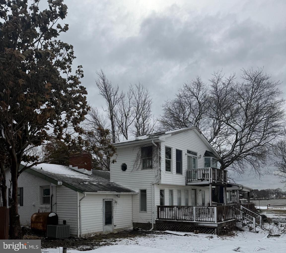 136 BAY DRIVE