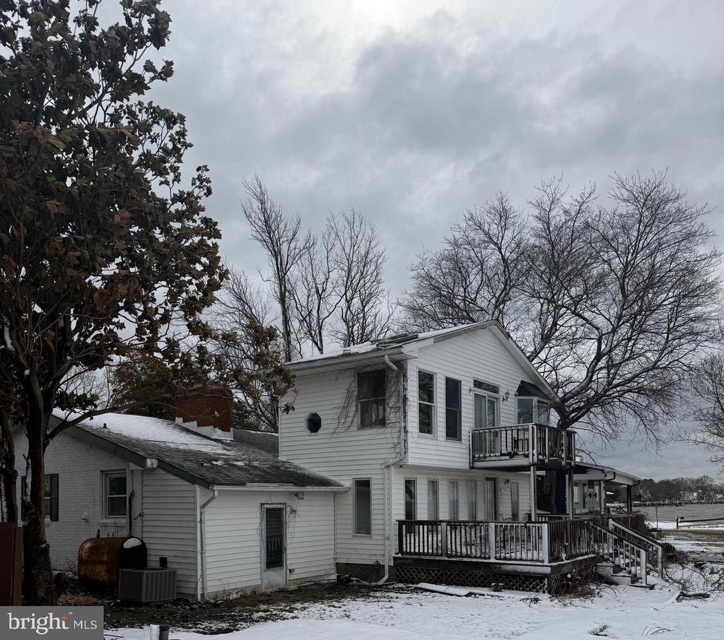 136 BAY DRIVE