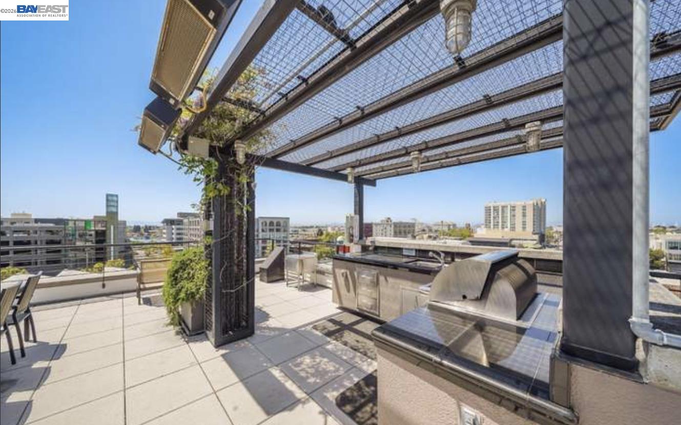 288 3rd St # 104