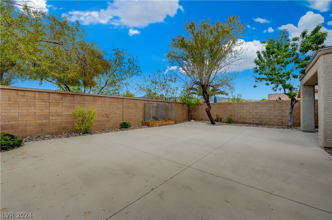 2520 Sturrock Drive