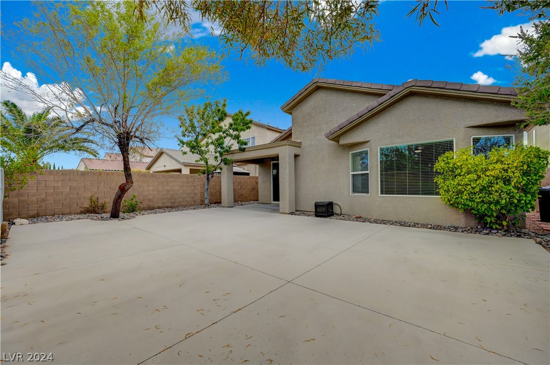 2520 Sturrock Drive