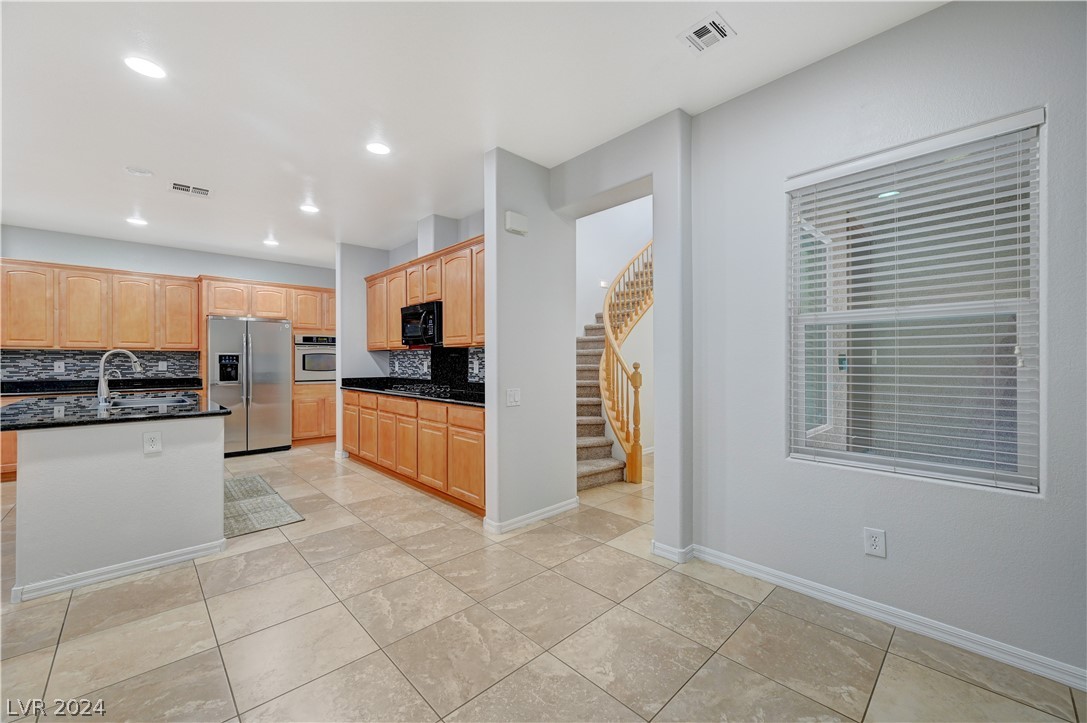 2520 Sturrock Drive