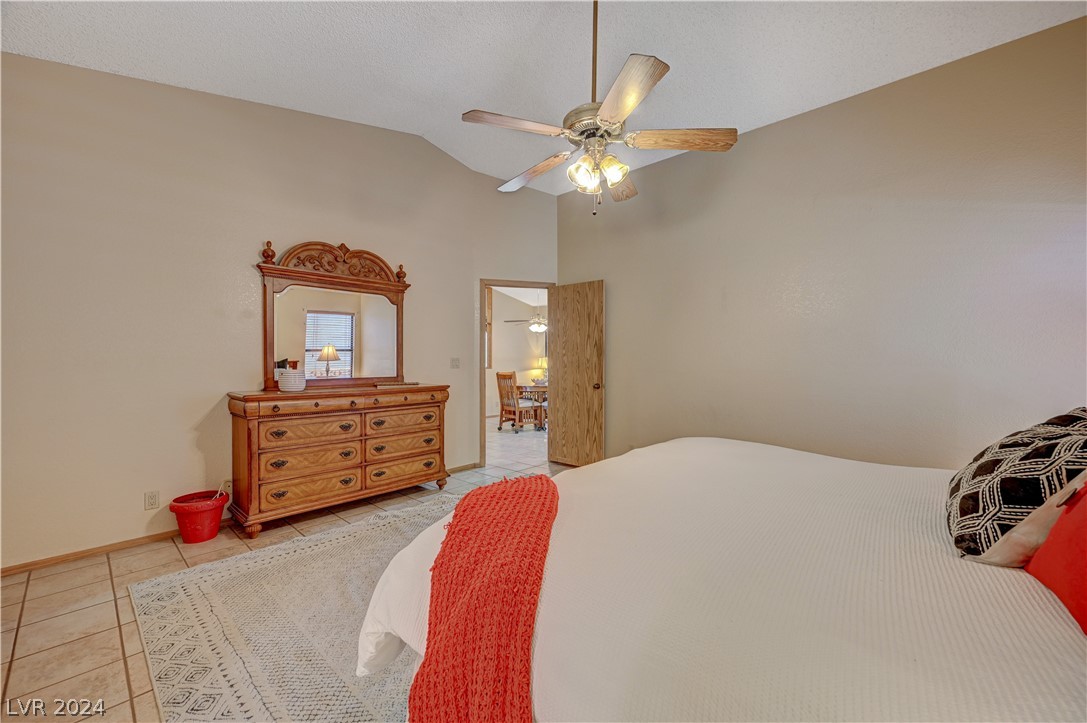 708 Skipjack Drive