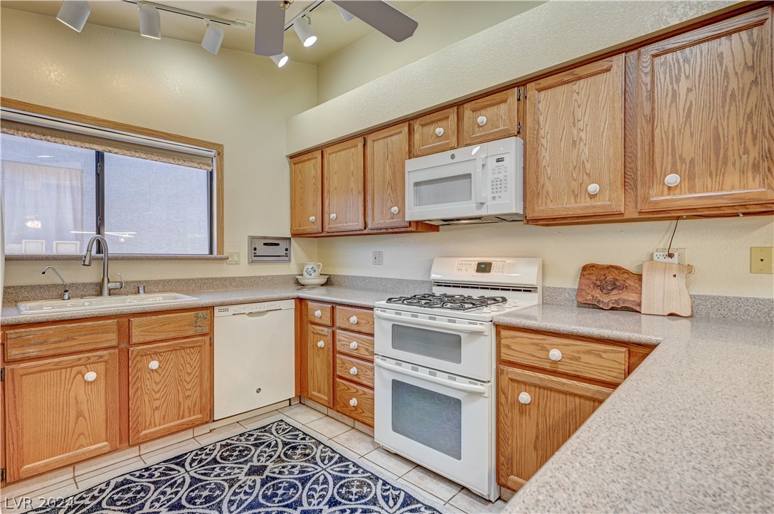 708 Skipjack Drive