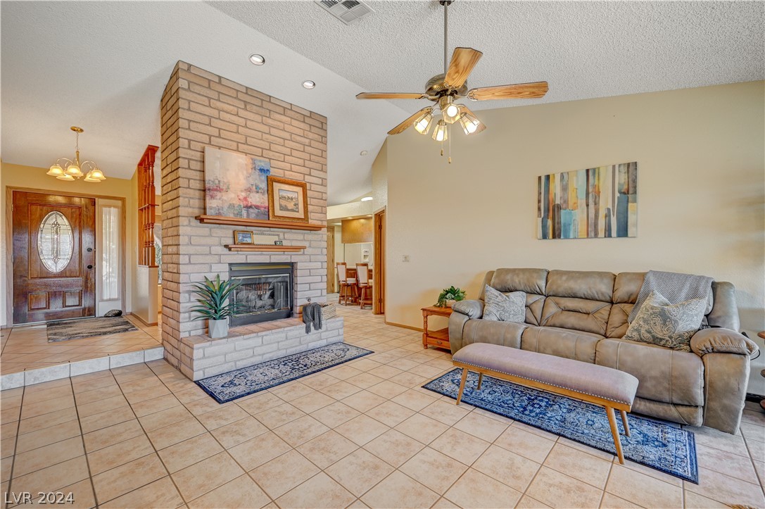 708 Skipjack Drive