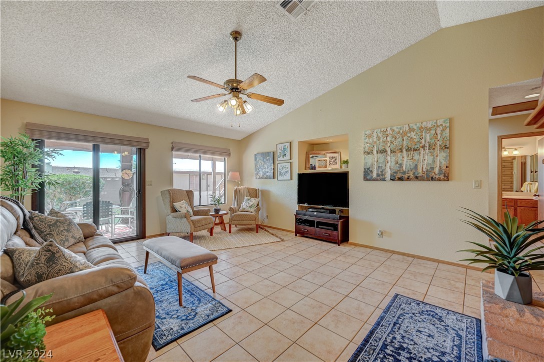 708 Skipjack Drive