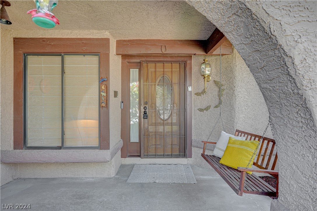 708 Skipjack Drive