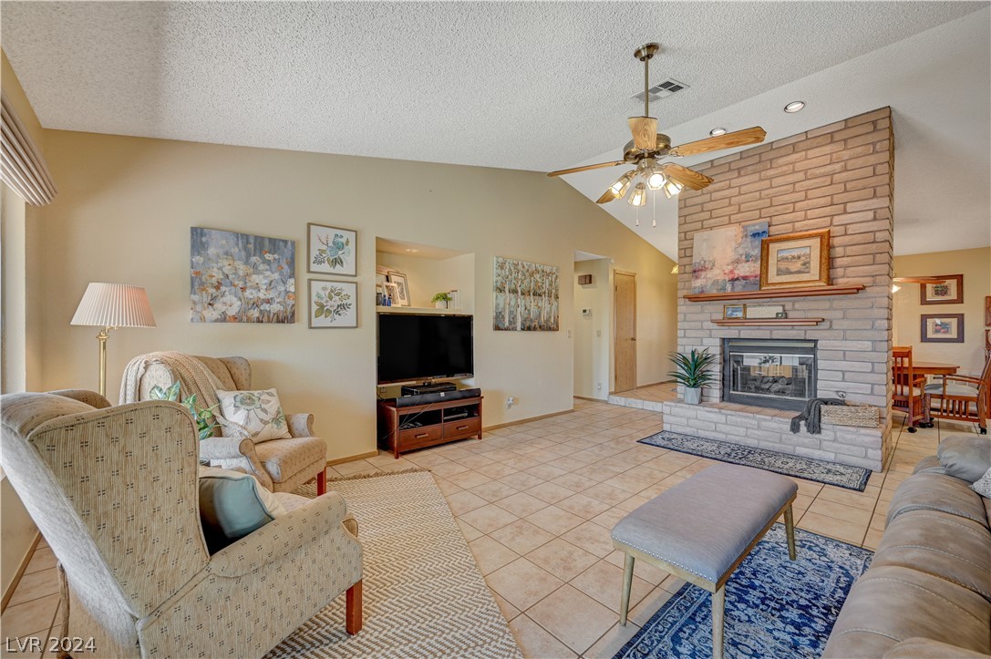 708 Skipjack Drive