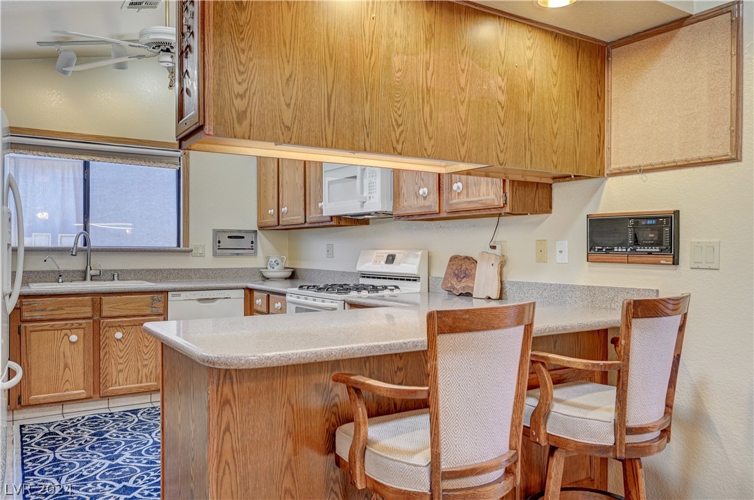 708 Skipjack Drive
