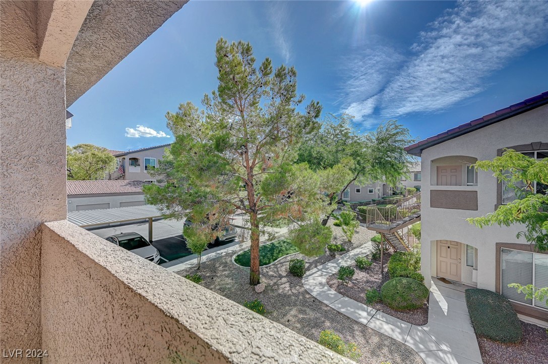 2305 West Horizon Ridge Parkway 3522