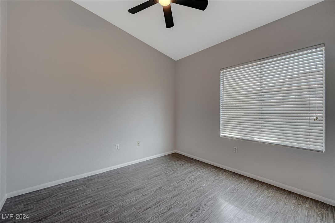 2305 West Horizon Ridge Parkway 3522