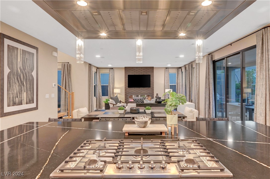 377 Crown Mesa Avenue