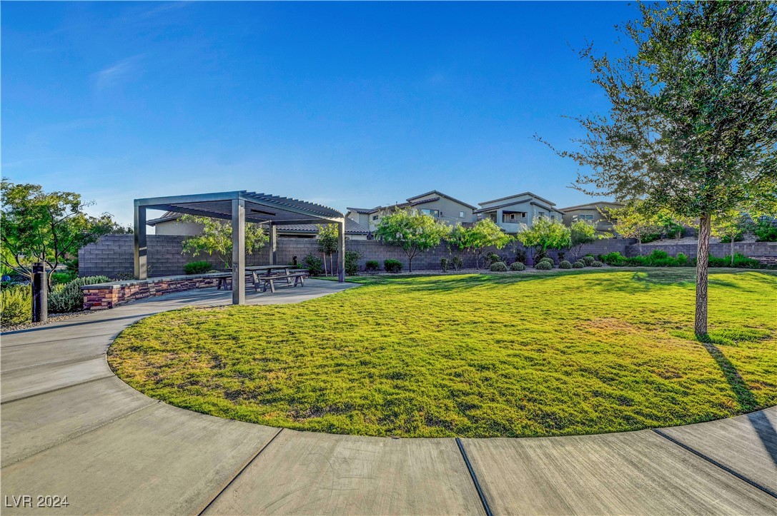 377 Crown Mesa Avenue