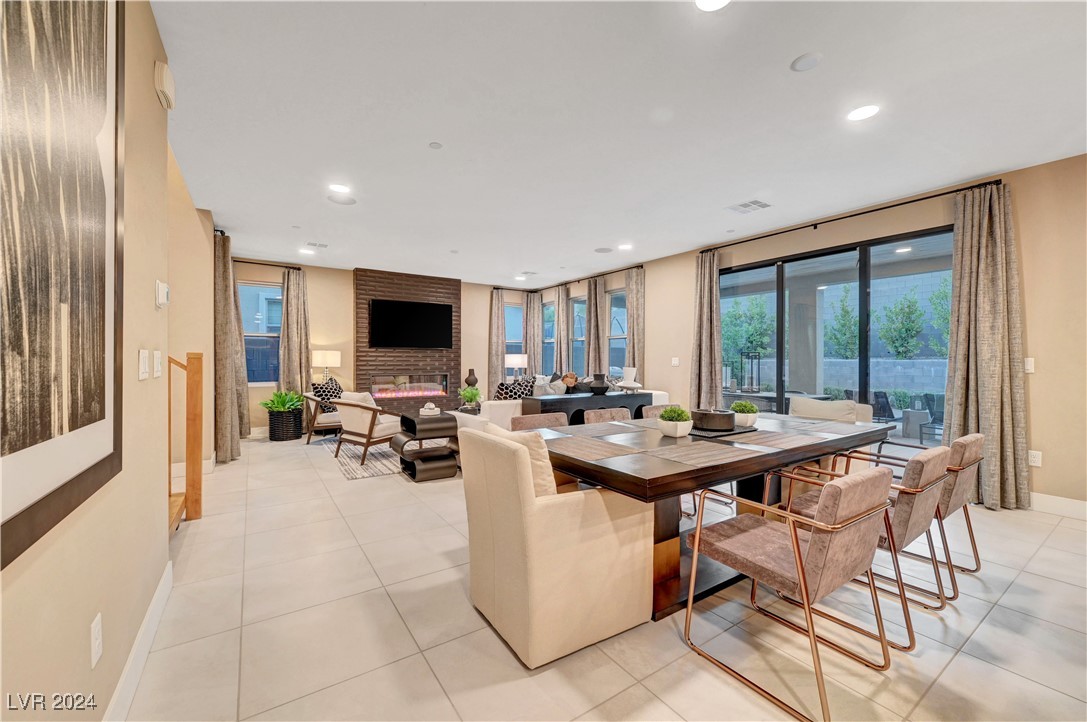 377 Crown Mesa Avenue