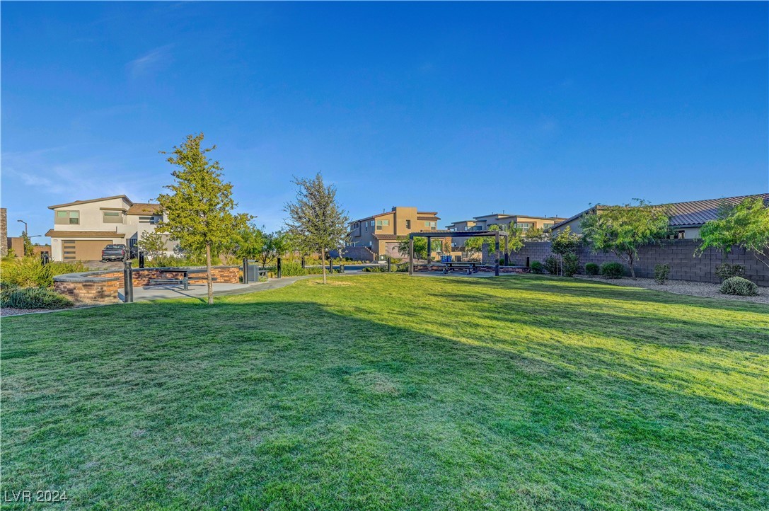 377 Crown Mesa Avenue