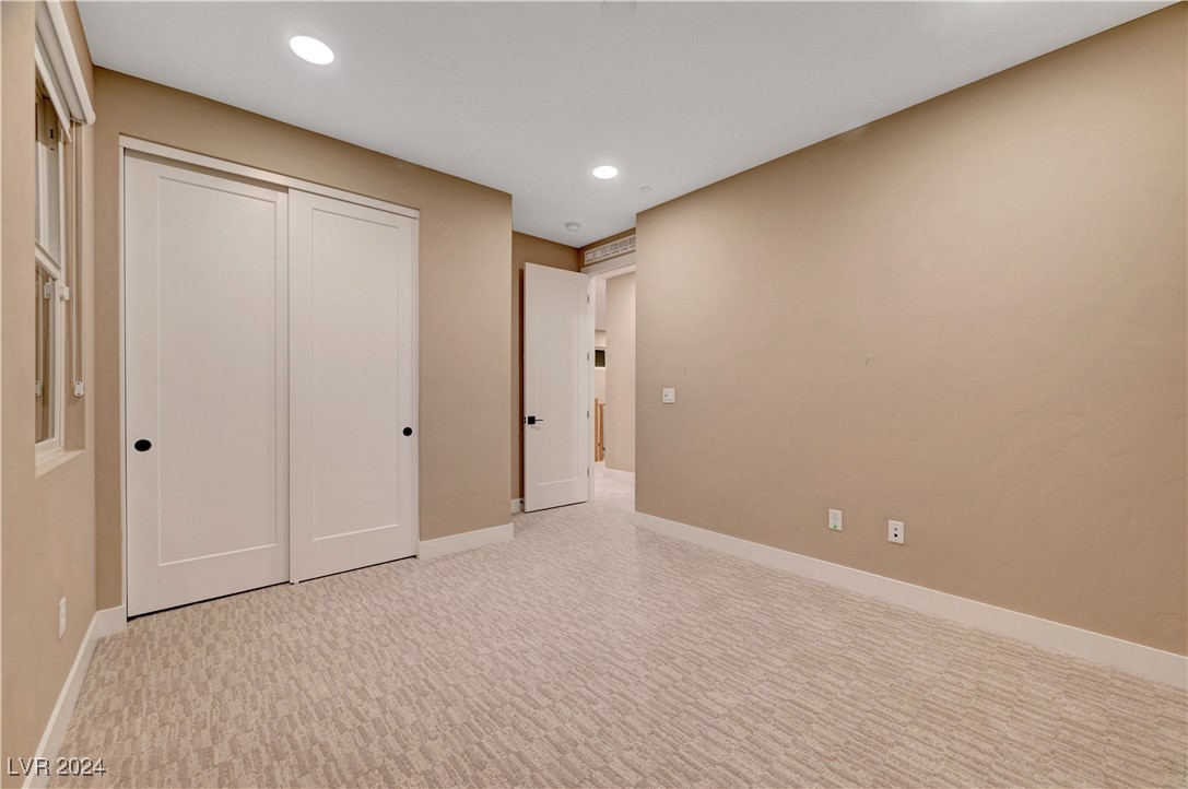 377 Crown Mesa Avenue