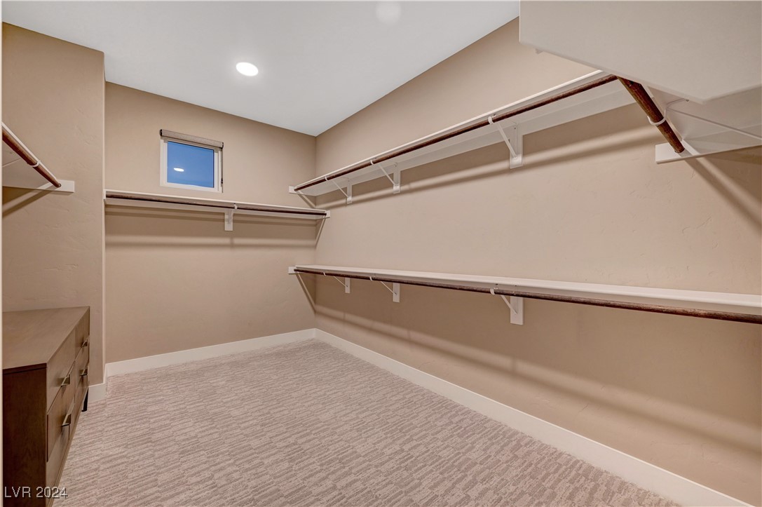 377 Crown Mesa Avenue