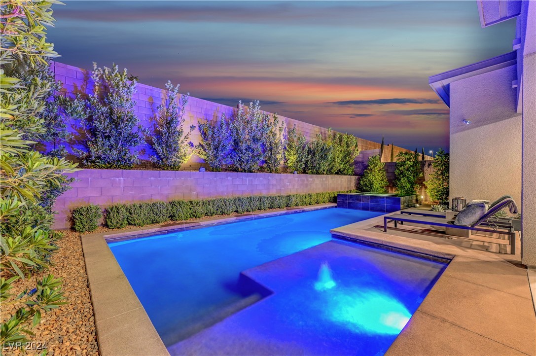 377 Crown Mesa Avenue