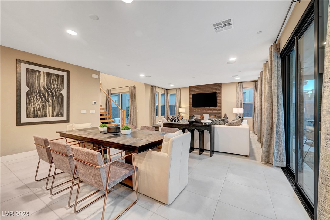 377 Crown Mesa Avenue