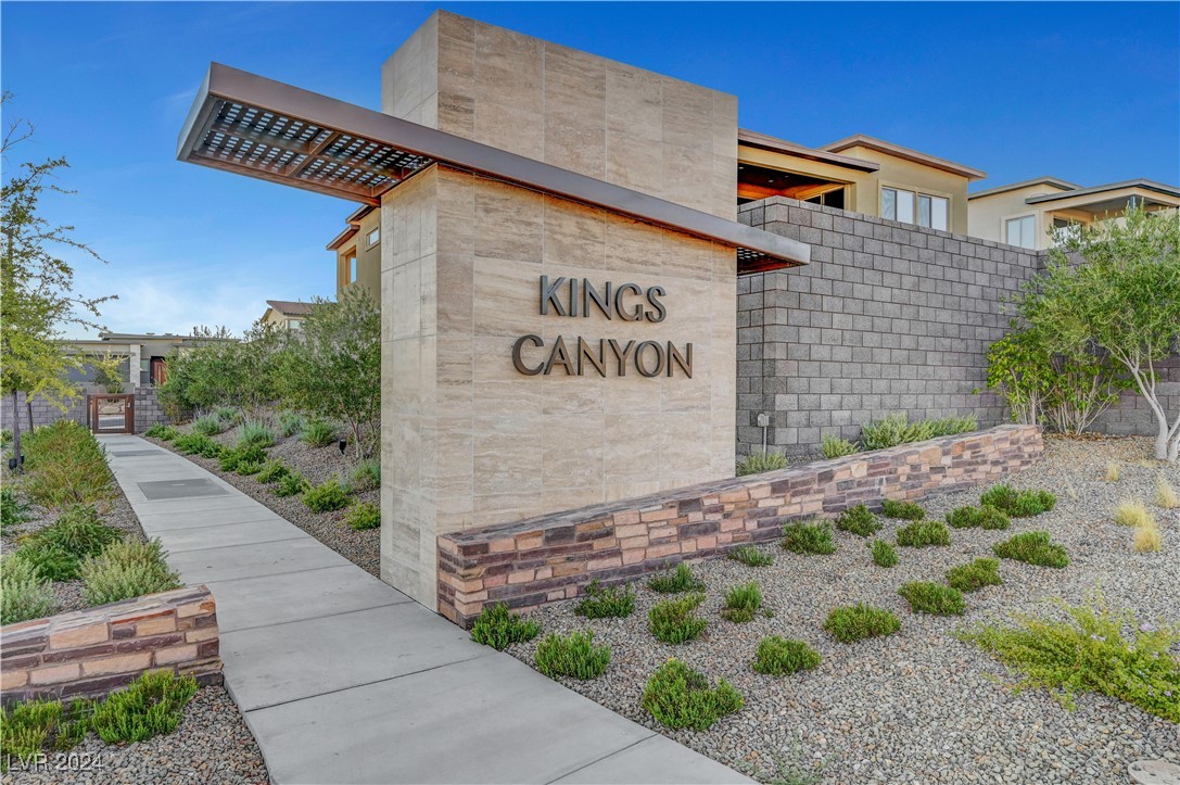 377 Crown Mesa Avenue