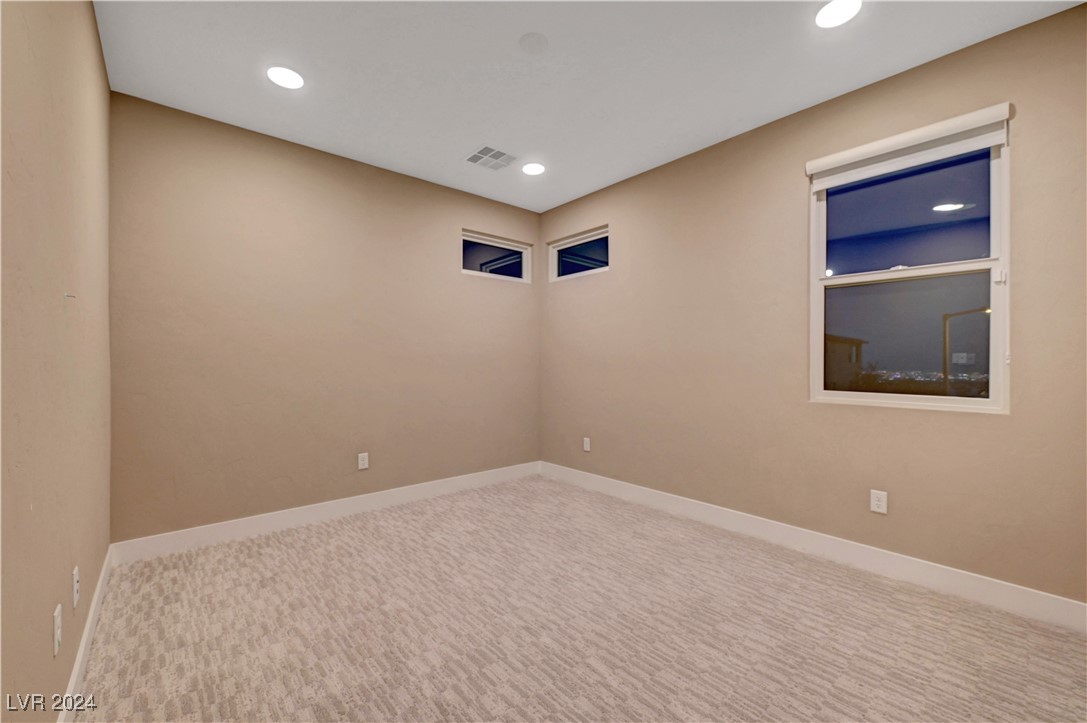 377 Crown Mesa Avenue