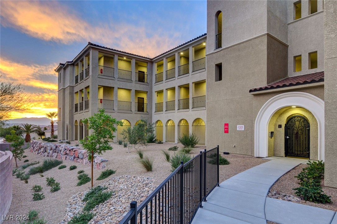 2555 Hampton Road 1209